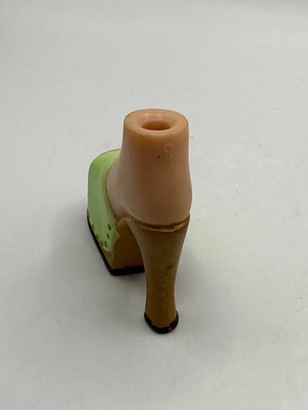 Bratz Strut It Meygan Replacement Shoes Lime Green Gold Platform Heels MGA